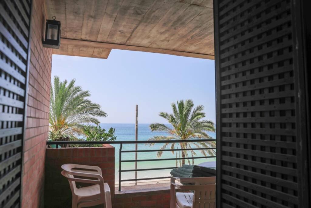 Appartamento T1 com vista mar a 1 minuto a pé da praia Sesimbra Esterno foto